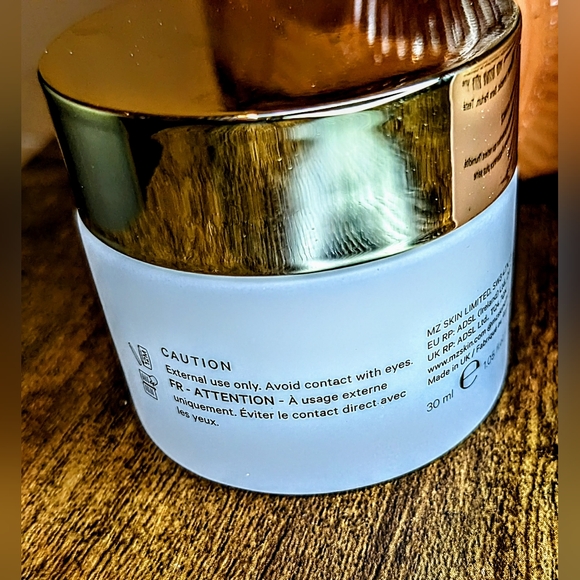 MZ SKIN Calming Moisturizer - Picture 10 of 16
